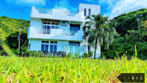13F Homestay